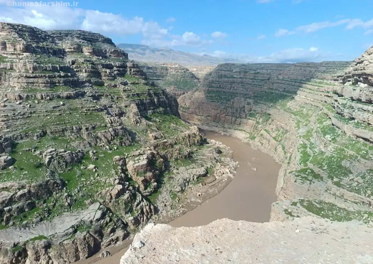 تصویر دره خزینه پلدختر