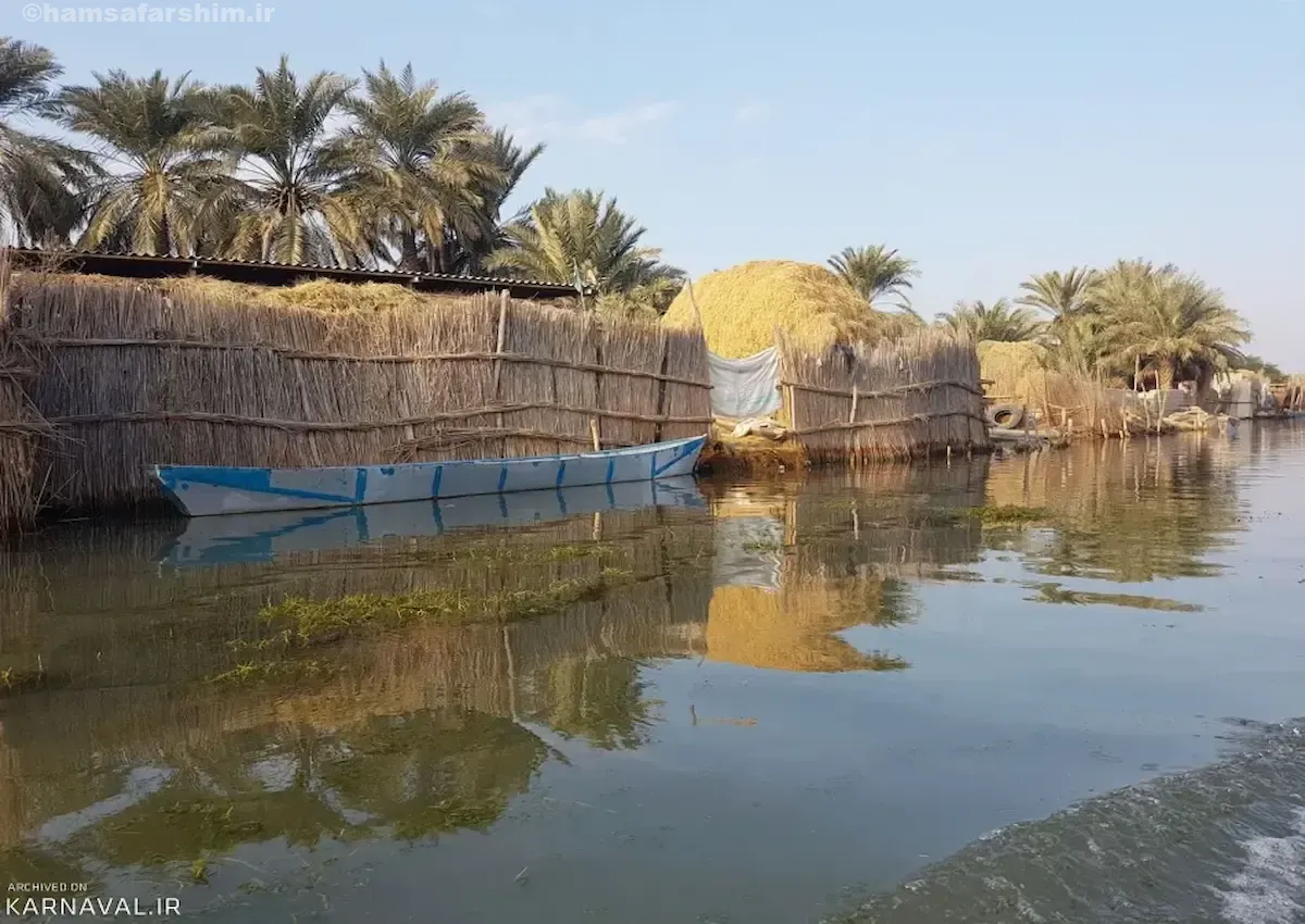 تصویری از روستای صراخیه و قایقسواری در تالاب شادگان