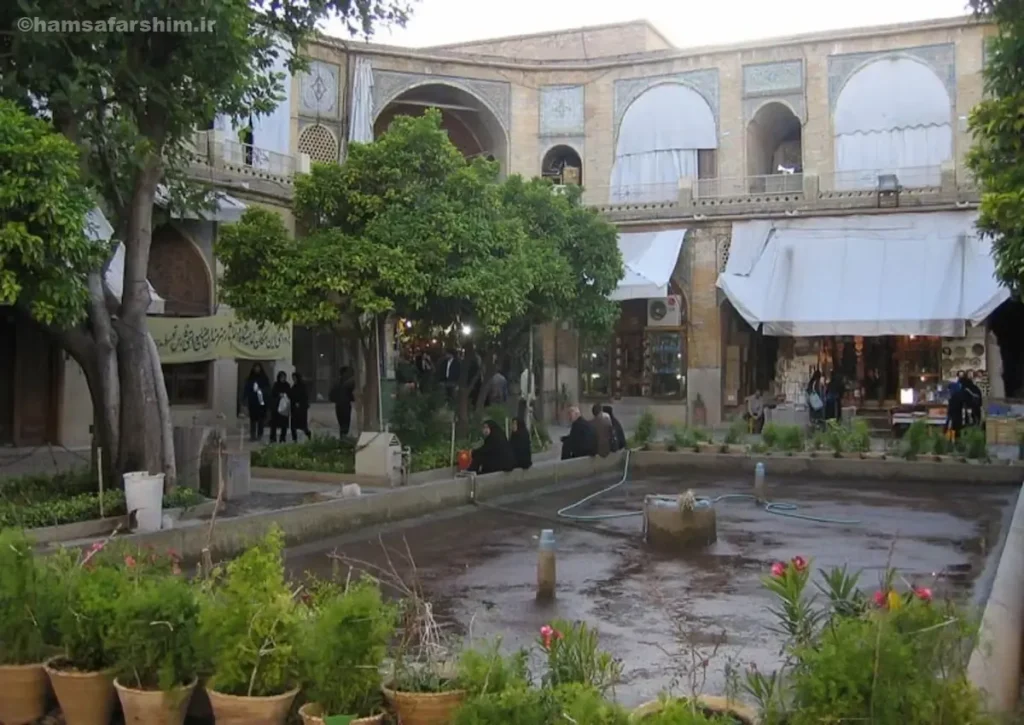 سرای مشیر شیراز کجاست